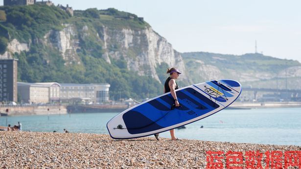 英国气象局预测，25摄氏度的高温过后，本周英国将迎来“迷你热浪”