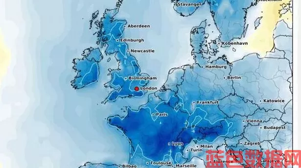 英国天气:在零下4摄氏度的北极风暴中，降雪的几率达到80%，地图上显示了确切的日