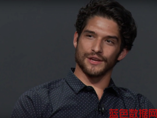 泰勒·波西(Tyler Posey)对过去的裸照泄露毫不在意，在OnlyFans