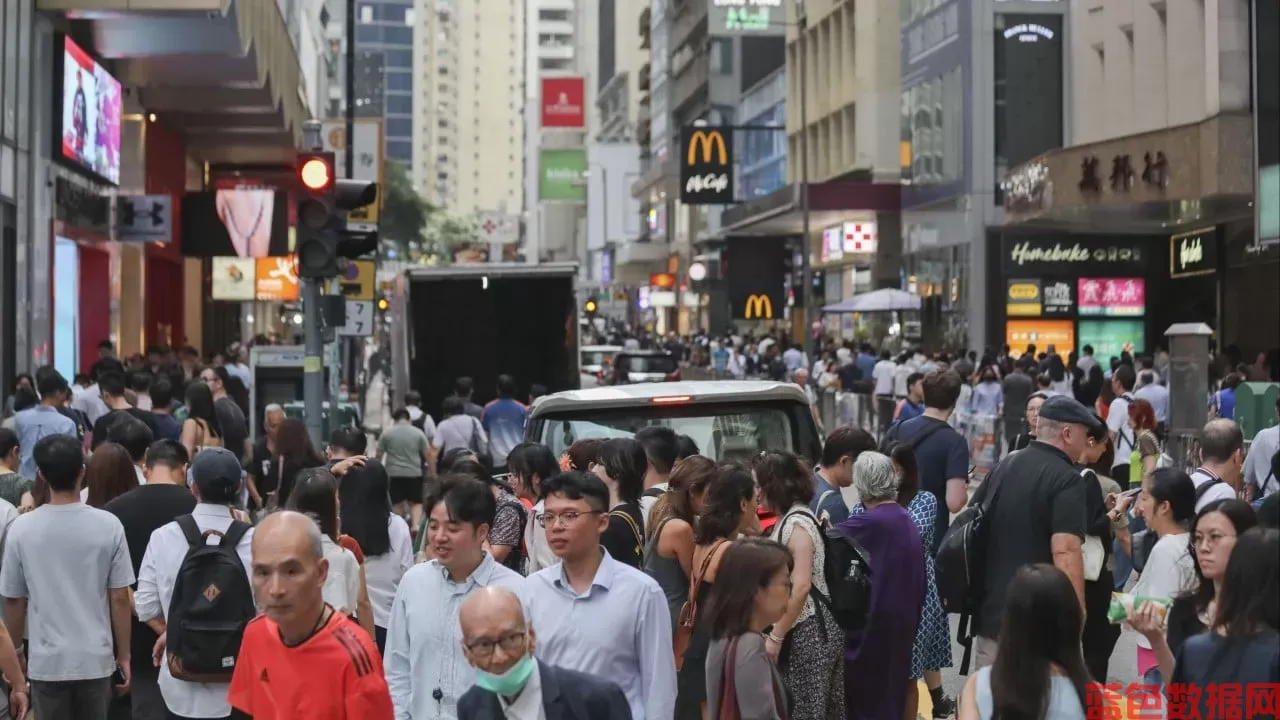 在香港市场反弹之际探讨强积金评级